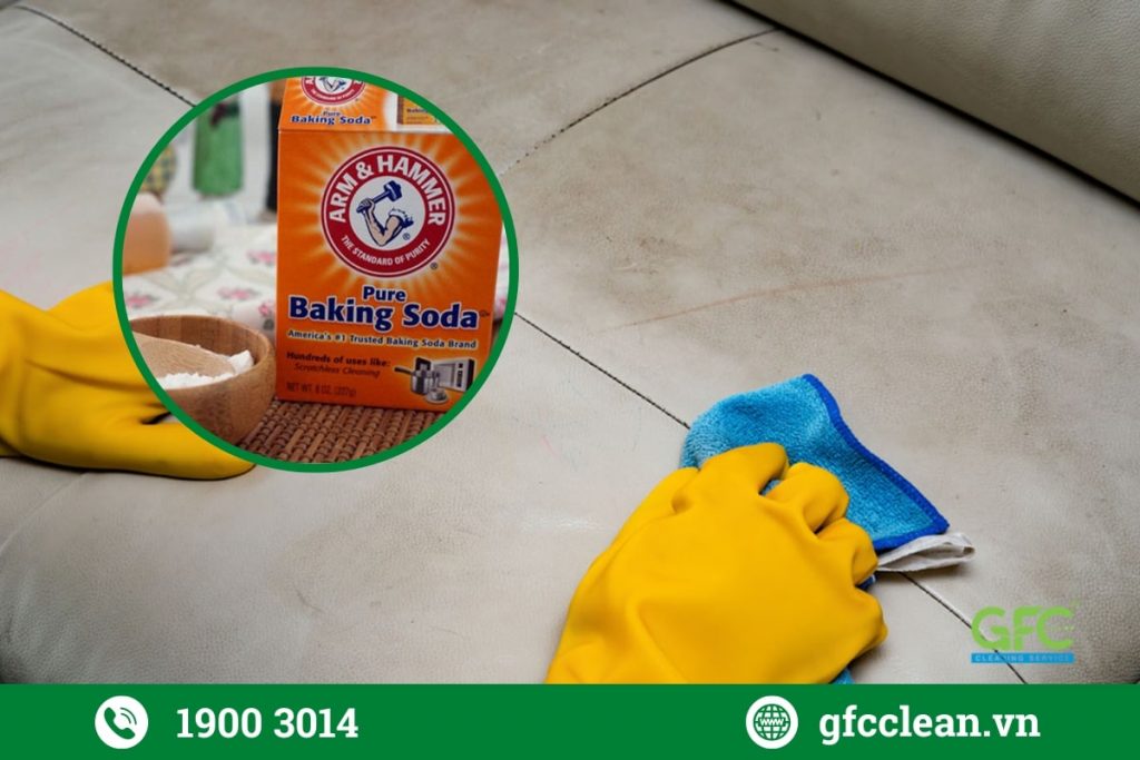 Có thể dùng baking soda để vệ sinh các vết bẩn trên ghế sofa