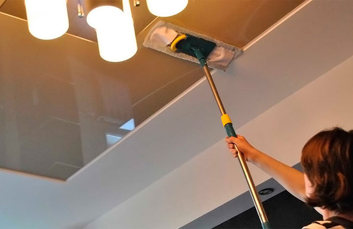 Chuẩn bị đầy đủ các dụng cụ trước khi vệ sinh